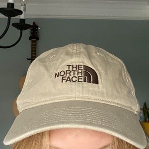 The North Face Baseball hat